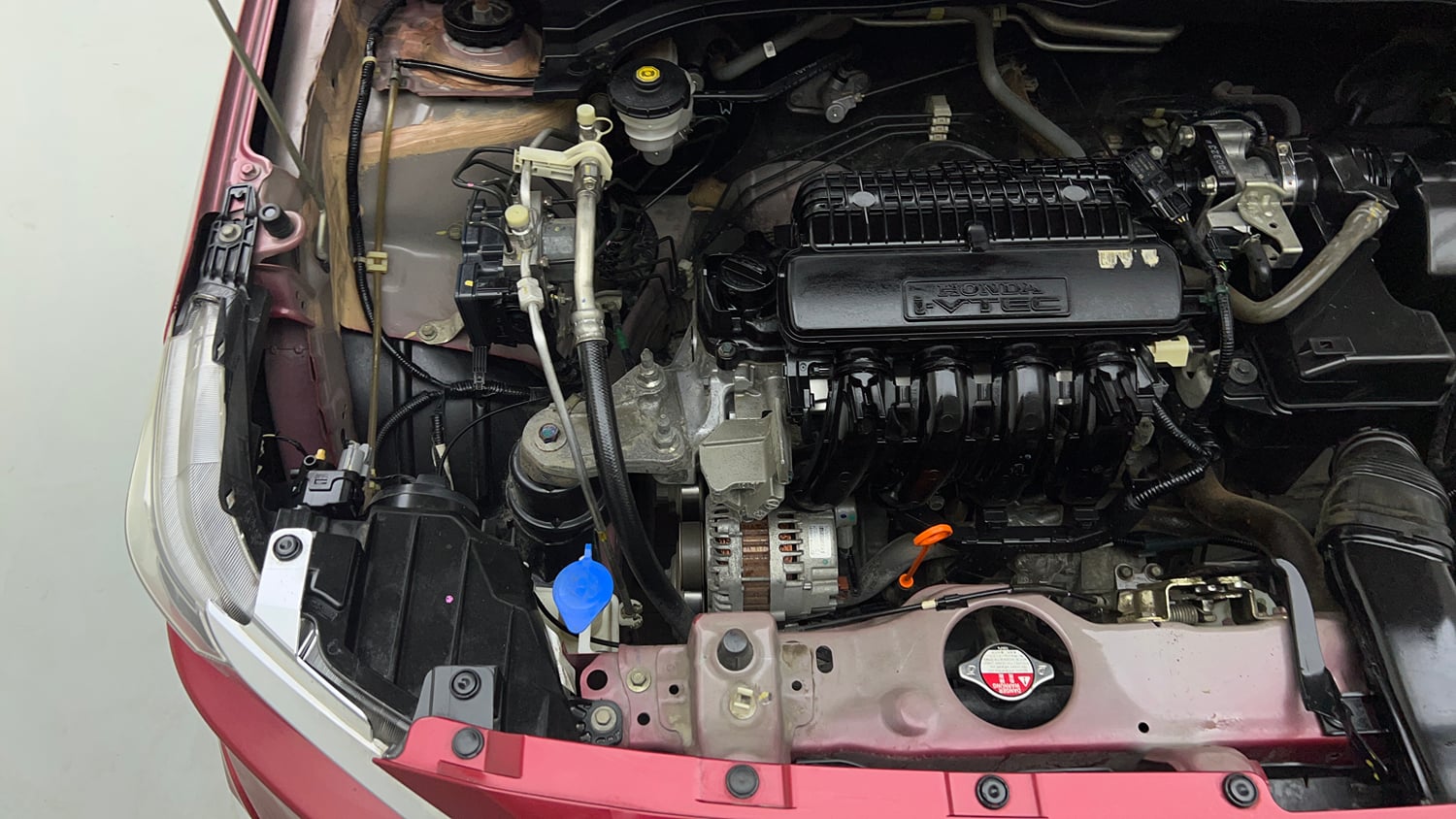 Used 2020 Honda Amaze 1.2 V MT Petrol Petrol Manual engine ENGINE RIGHT SIDE VIEW