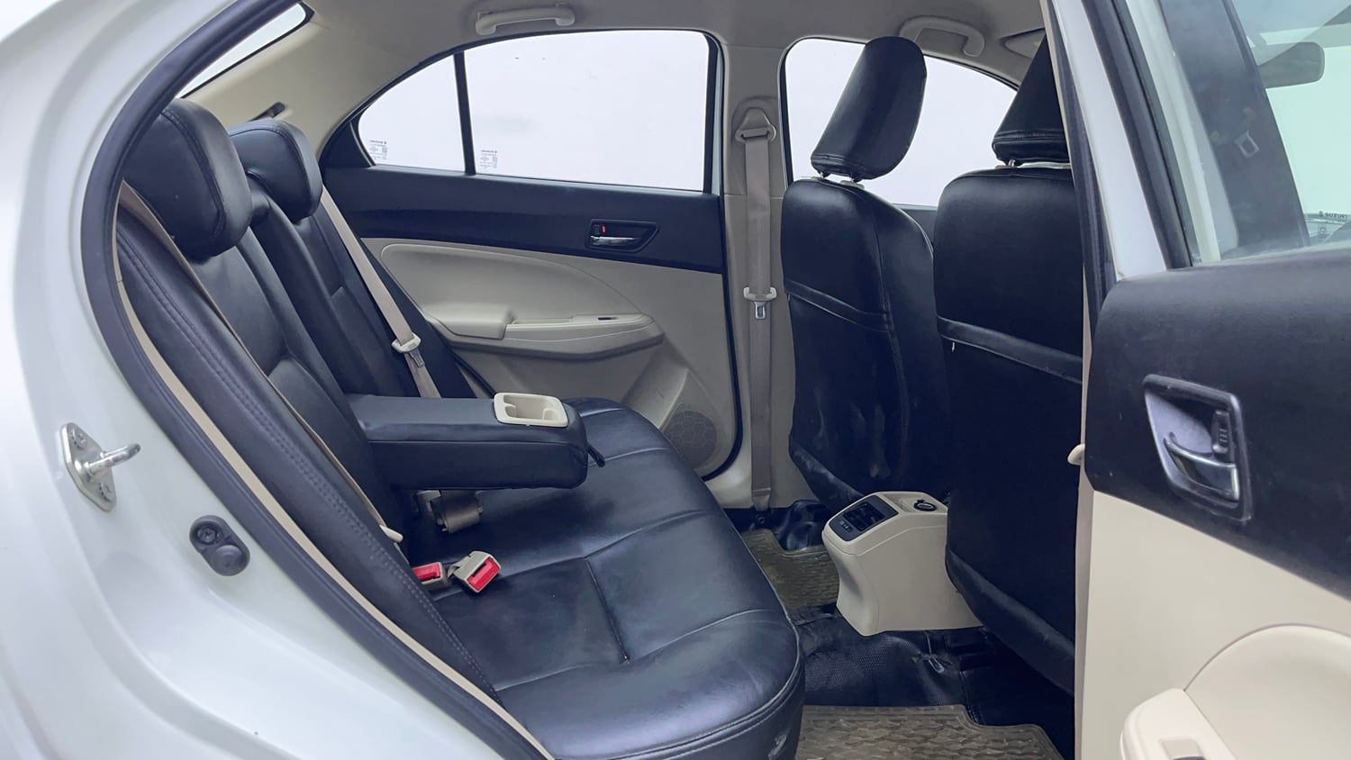 Used 2017 Maruti Suzuki Dzire VXi Petrol Manual interior RIGHT SIDE REAR DOOR CABIN VIEW