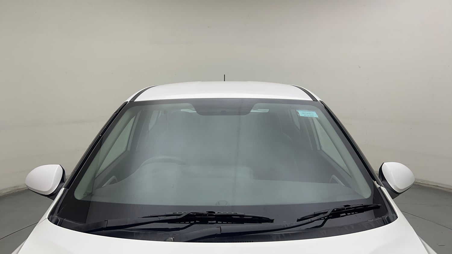 Used 2023 Hyundai Aura S 1.2 CNG Cng Manual exterior FRONT WINDSHIELD VIEW