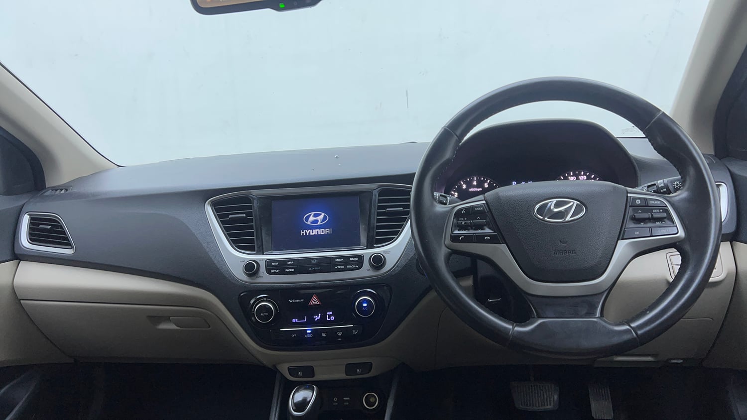 Used 2017 Hyundai Verna SX (O) 1.6 VTVT AT Petrol Automatic interior DASHBOARD VIEW