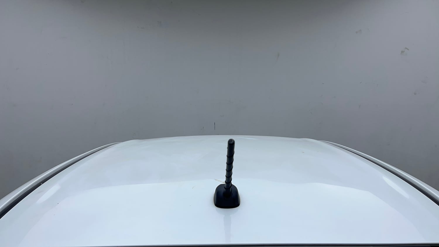 Used 2017 Maruti Suzuki Dzire VXi Petrol Manual exterior EXTERIOR ROOF VIEW