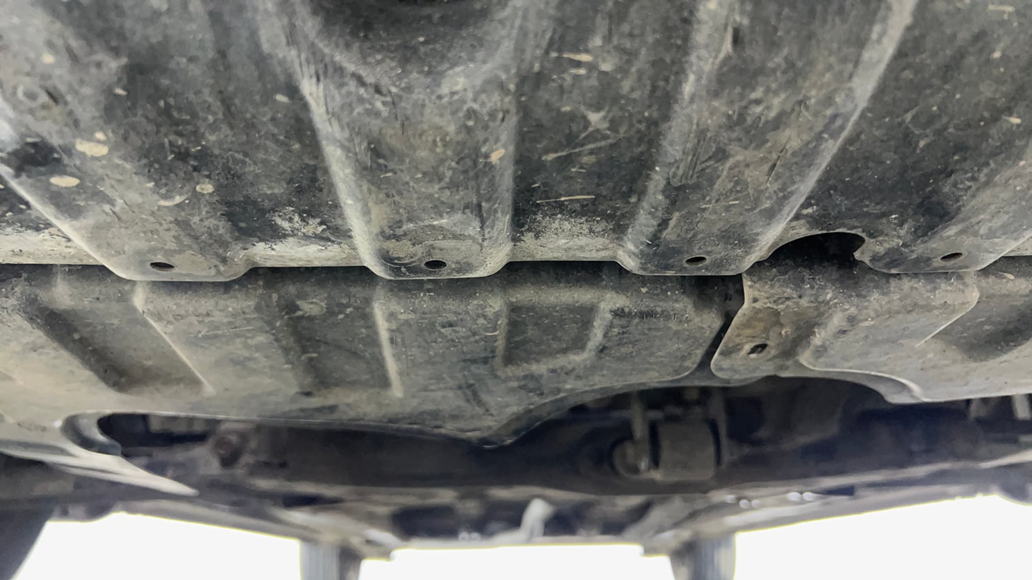 Used 2013 Hyundai i20 Sportz 1.2 Petrol Manual extra FRONT LEFT UNDERBODY VIEW