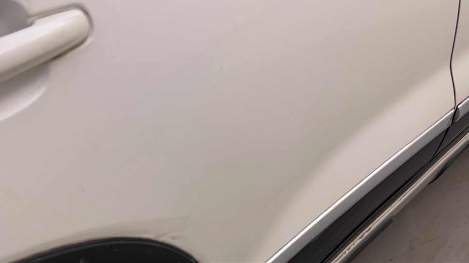 Used 2018 maruti-suzuki Vitara Brezza ZDi Plus AGS Diesel Automatic dents MINOR SCRATCH
