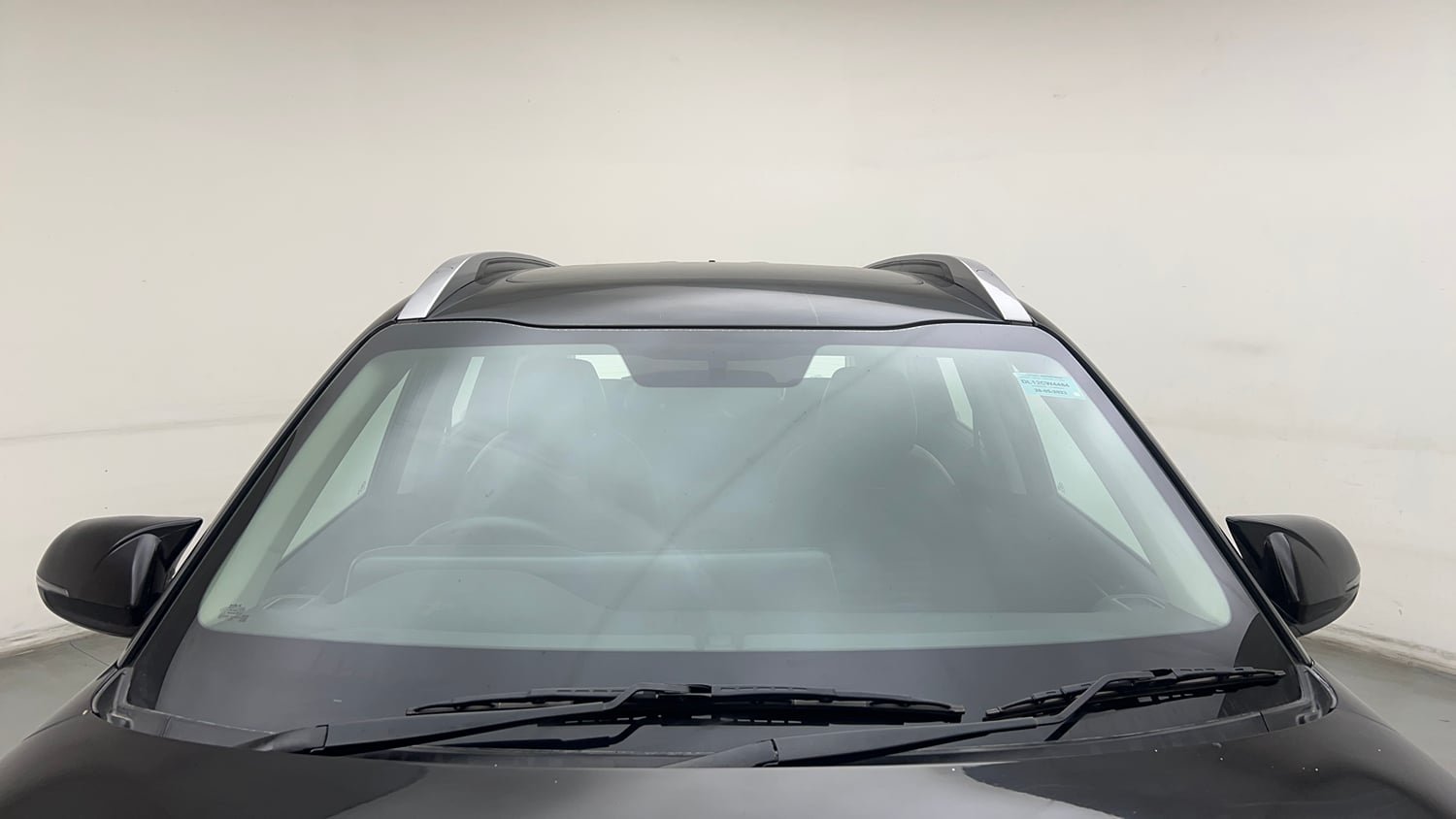 Used 2023 Kia Sonet GTX Plus 1.0 Turbo Petrol DCT Petrol Automatic exterior FRONT WINDSHIELD VIEW