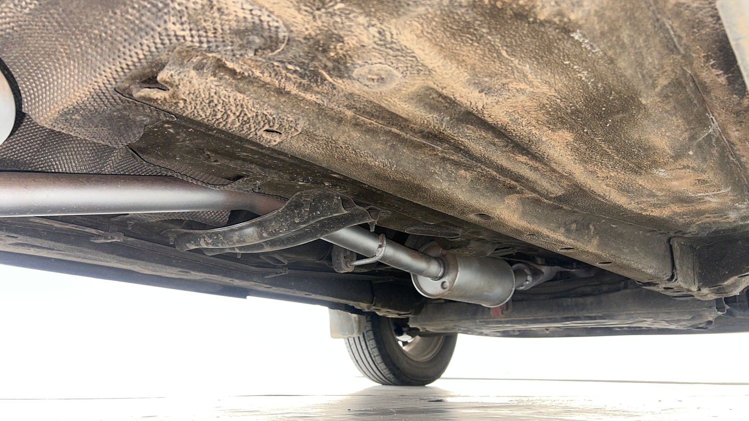 Used 2015 Ford EcoSport Titanium 1.5 Ti-VCT AT Petrol Automatic extra REAR RIGHT UNDERBODY VIEW