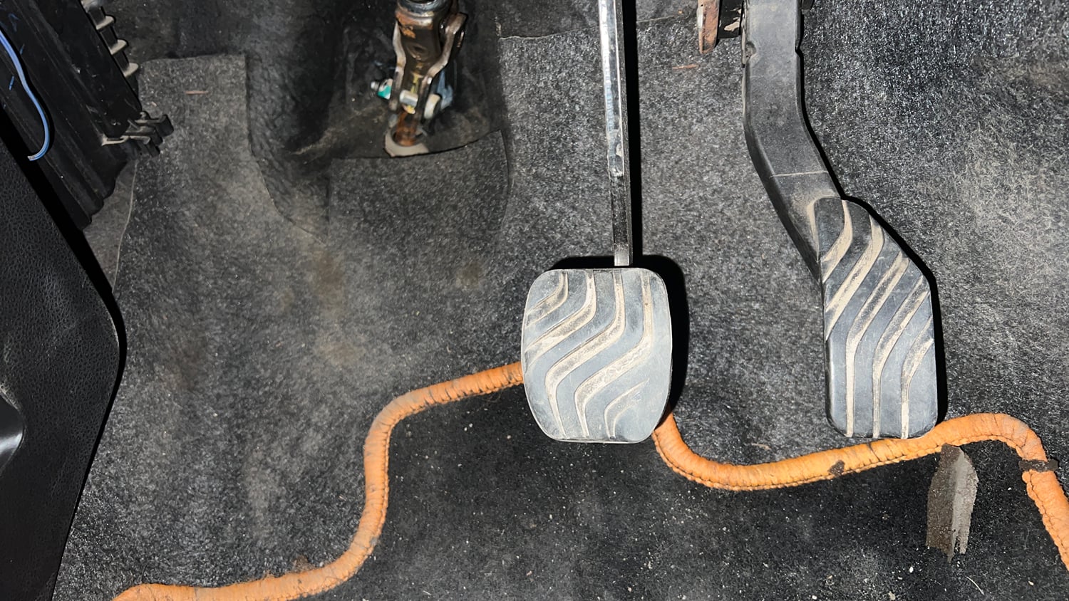 Used 2017 Renault Kwid 1.0 RXT AMT Petrol Automatic interior PEDALS VIEW
