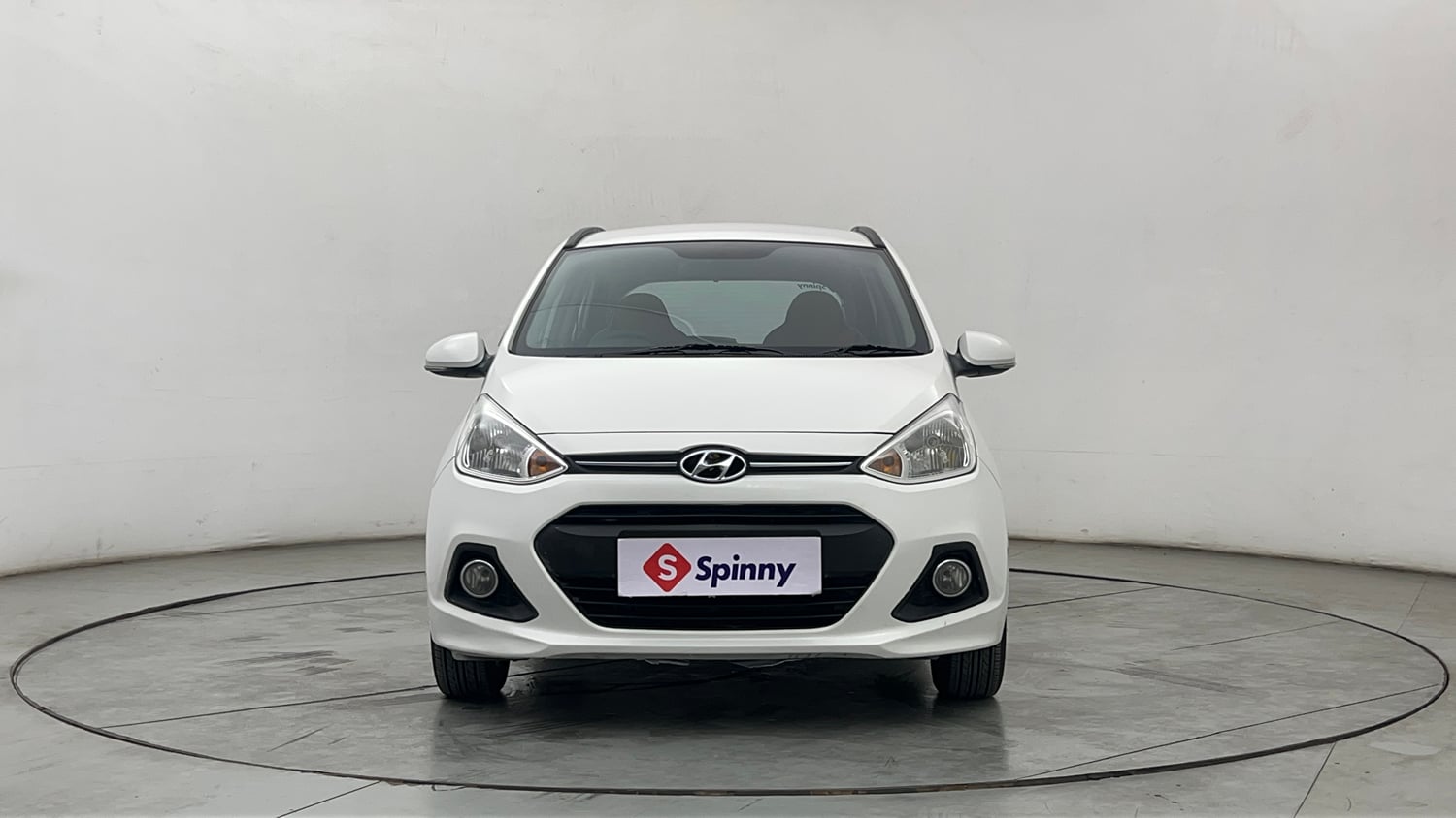 Used 2016 Hyundai Grand i10 Asta 1.2 Kappa VTVT Petrol Manual exterior FRONT VIEW