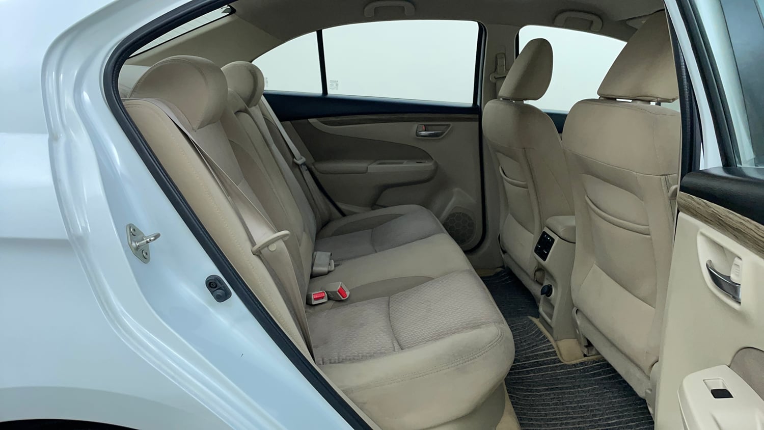 Used 2020 Maruti Suzuki Ciaz Delta Hybrid 1.5 AT Petrol Automatic interior RIGHT SIDE REAR DOOR CABIN VIEW