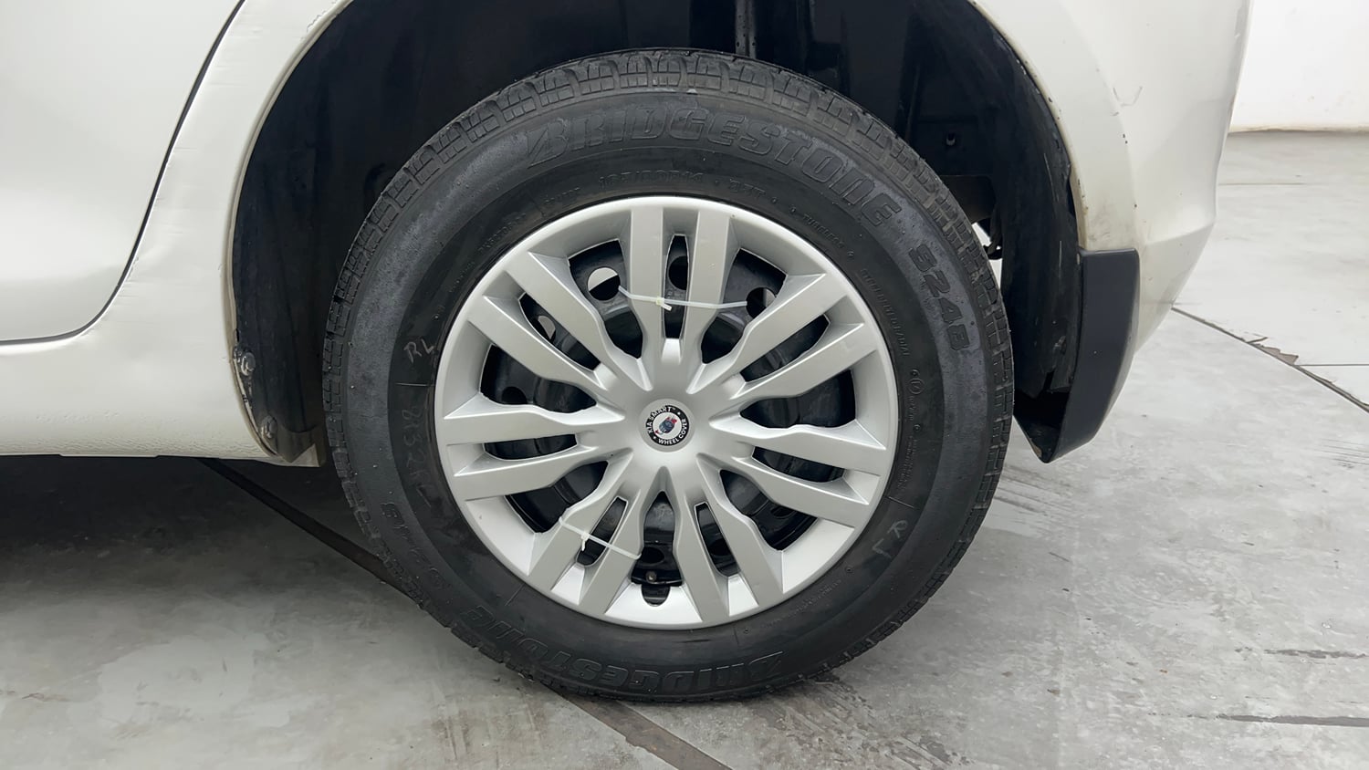 Used 2016 Maruti Suzuki Swift VXi Petrol Manual tyres LEFT REAR TYRE RIM VIEW