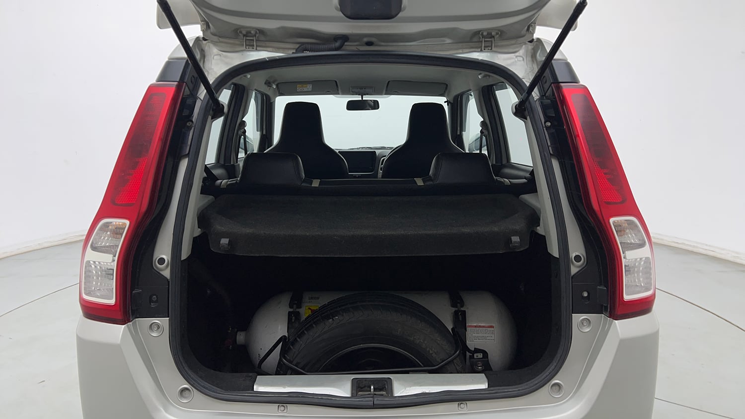 Used 2024 Maruti Suzuki Wagon R LXI 1.0 CNG Cng Manual interior DICKY INSIDE VIEW