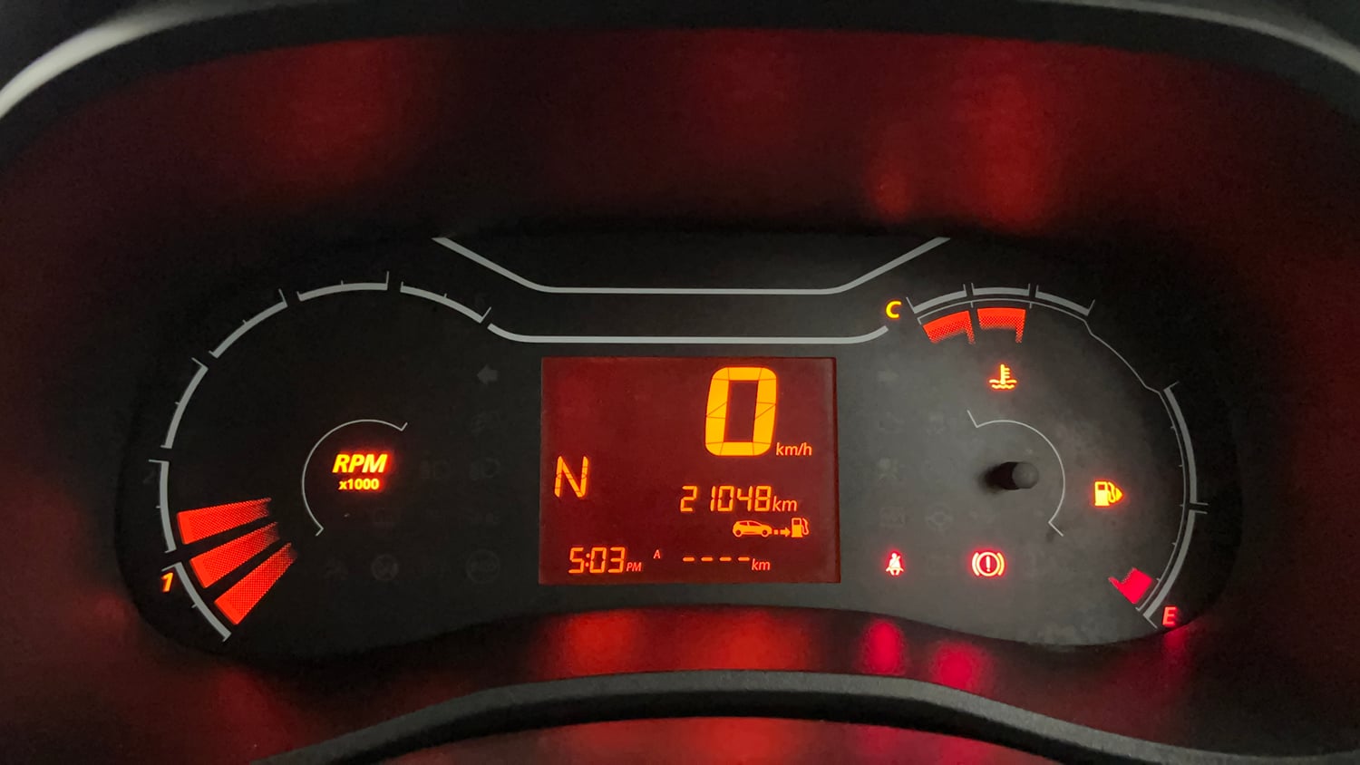 Used 2021 Renault Kwid Neotech RXL 1.0  AMT Petrol Automatic interior CLUSTERMETER VIEW