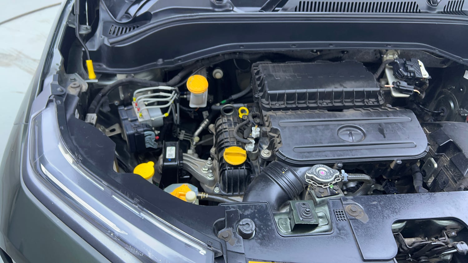 Used 2022 Tata Punch Camo Accomplished Dazzle AMT Petrol Automatic engine ENGINE RIGHT SIDE VIEW