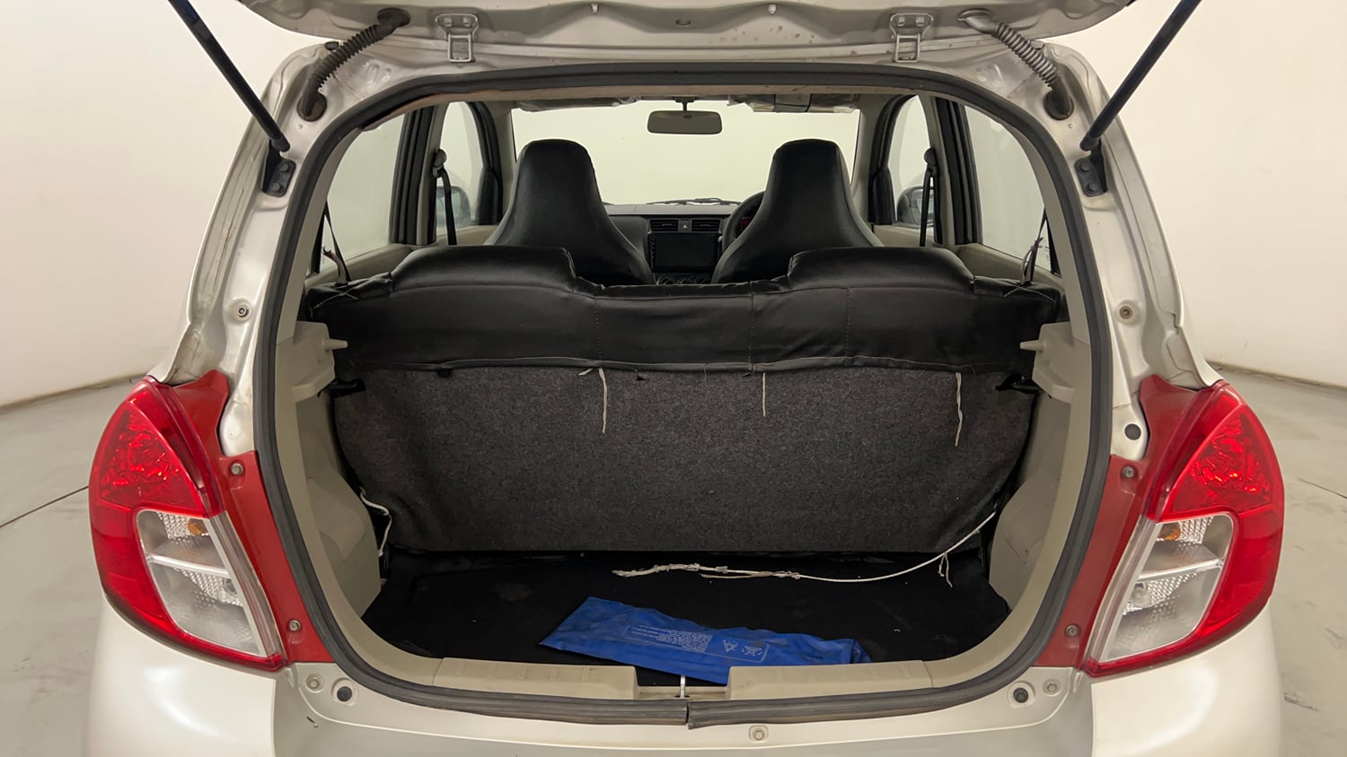 Used 2017 Maruti Suzuki Celerio LXi ABS Petrol Manual interior DICKY INSIDE VIEW