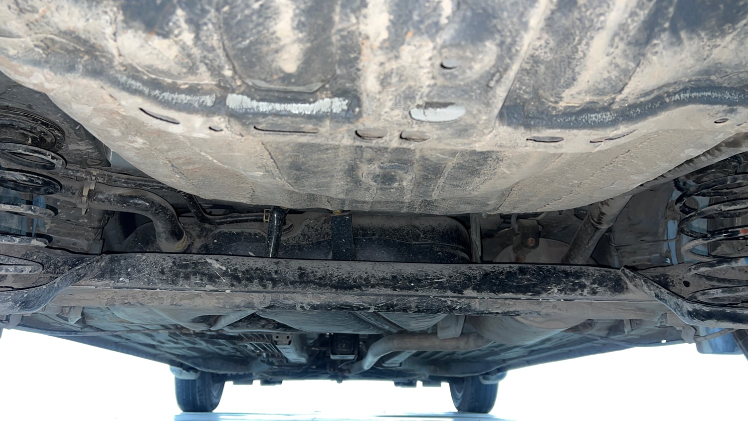 Used 2023 Honda Amaze VX 1.2 Petrol CVT Petrol Automatic extra REAR UNDERBODY VIEW (TAKEN FROM REAR)