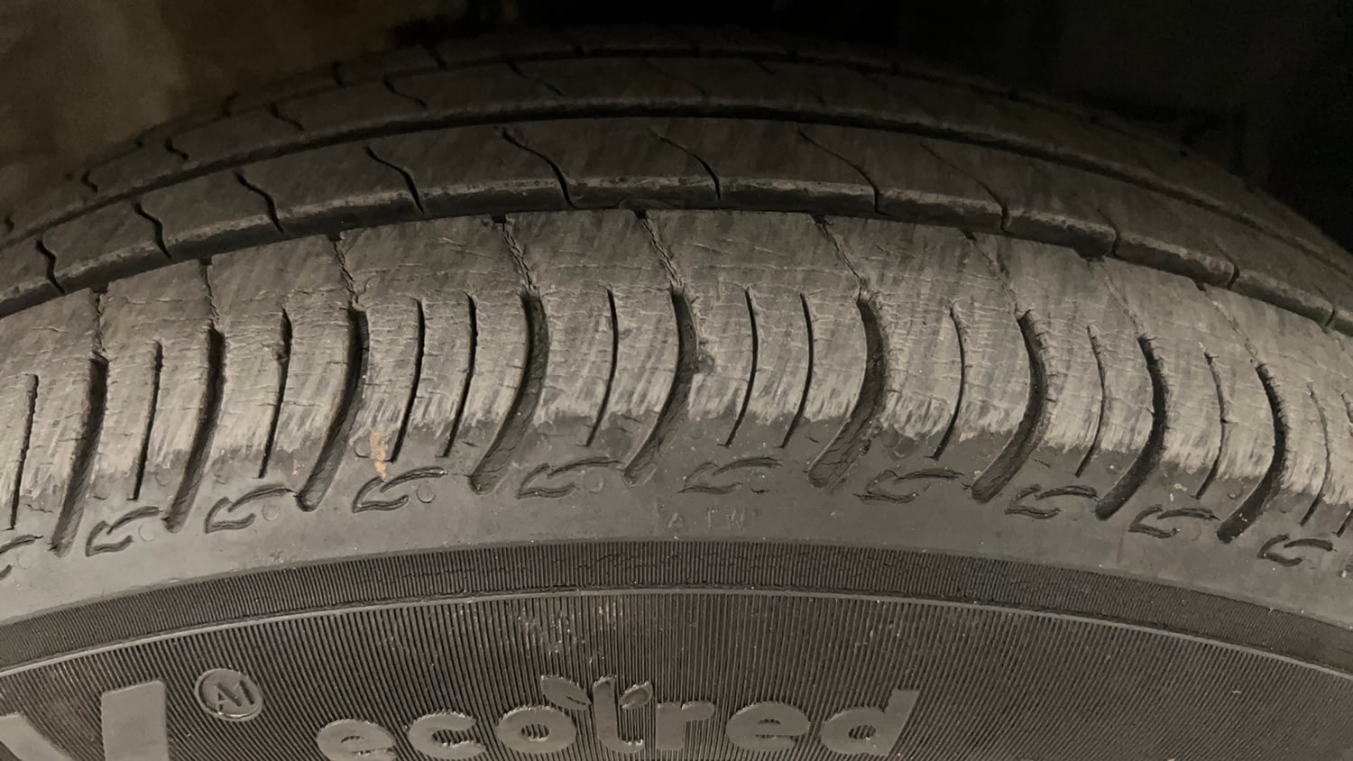 Used 2023 Maruti Suzuki Wagon R VXI 1.0 CNG Cng Manual tyres RIGHT FRONT TYRE TREAD VIEW