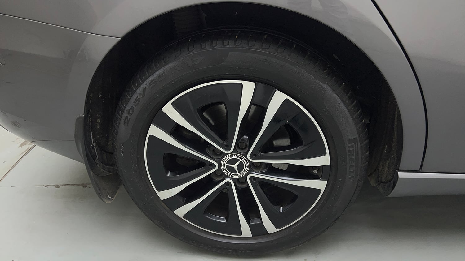 Used 2024 Mercedes-Benz A-Class Limousine 200 Petrol Automatic tyres RIGHT REAR TYRE RIM VIEW