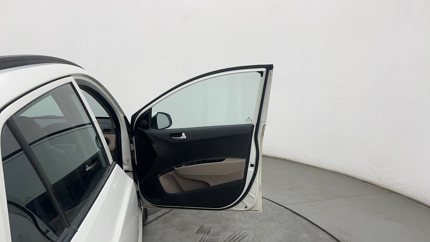 Used 2016 Hyundai Grand i10 Asta 1.2 Kappa VTVT Petrol Manual interior RIGHT FRONT DOOR OPEN VIEW
