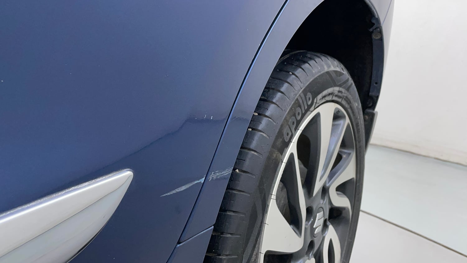 Used 2019 Maruti Suzuki Baleno Zeta 1.2 Petrol Manual dents MINOR DENT