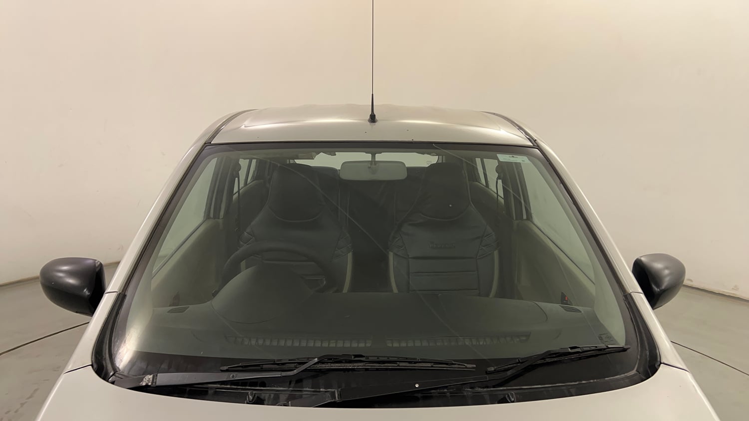 Used 2017 Maruti Suzuki Celerio LXi ABS Petrol Manual exterior FRONT WINDSHIELD VIEW