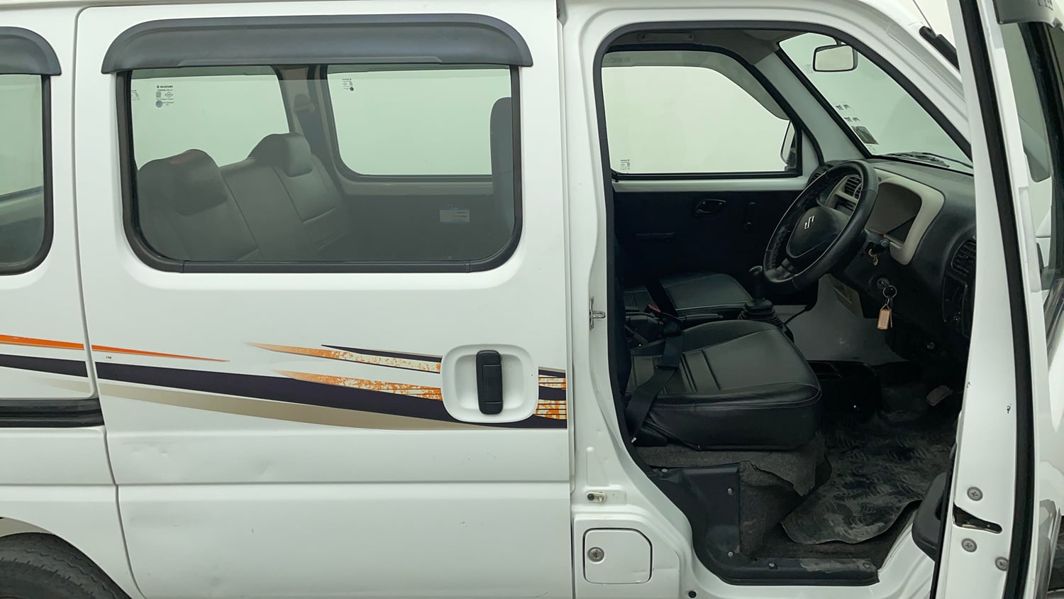Used 2019 Maruti Suzuki Eeco 5 STR WITH A/C+HTR Petrol Manual interior RIGHT SIDE FRONT DOOR CABIN VIEW