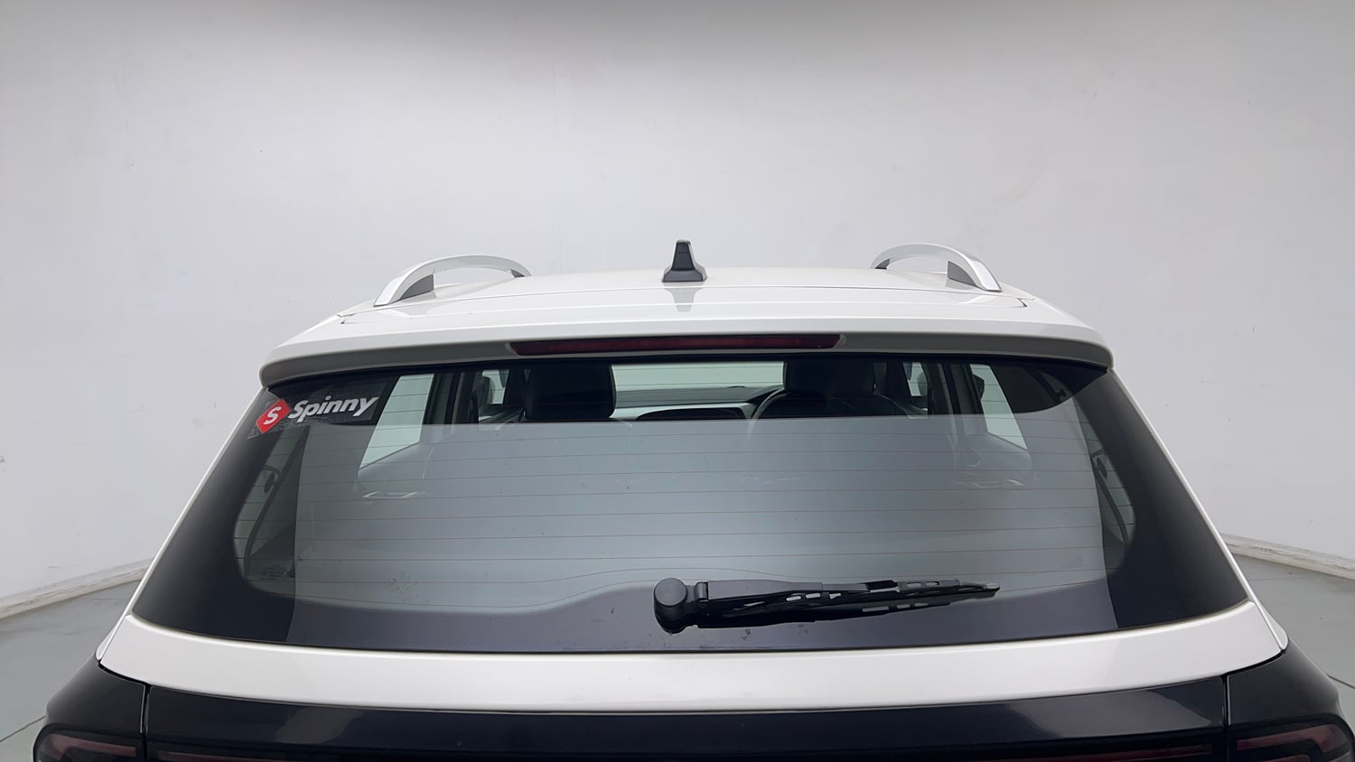 Used 2022 Volkswagen Taigun Highline 1.0 TSI MT Petrol Manual exterior BACK WINDSHIELD VIEW