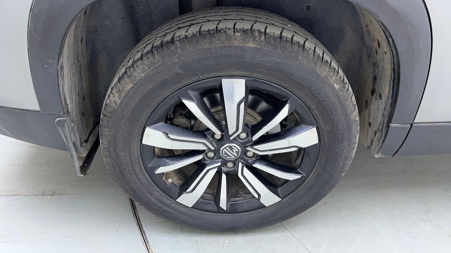 Used 2019 MG Motors Hector Sharp 2.0 Diesel Diesel Manual tyres RIGHT REAR TYRE RIM VIEW