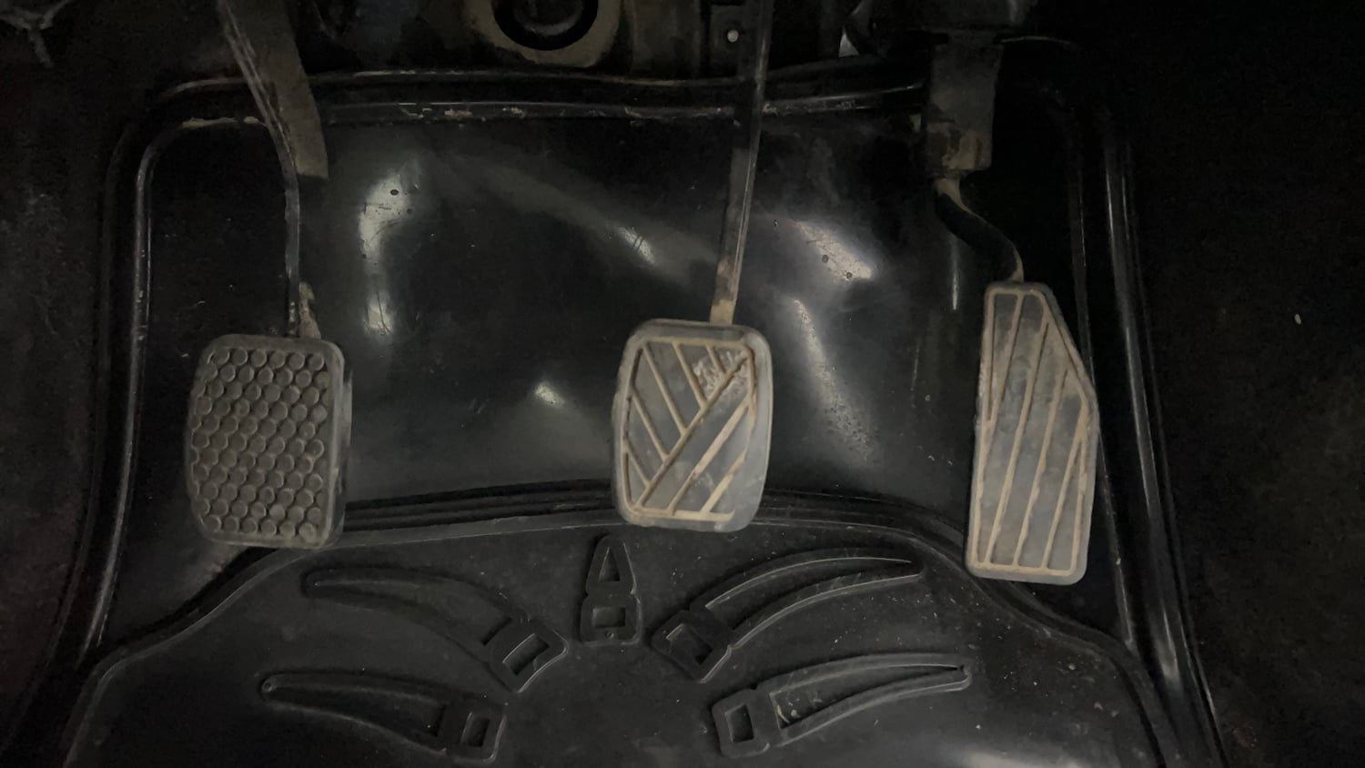 Used 2022 Maruti Suzuki Wagon R ZXI 1.2 Petrol Manual interior PEDALS VIEW