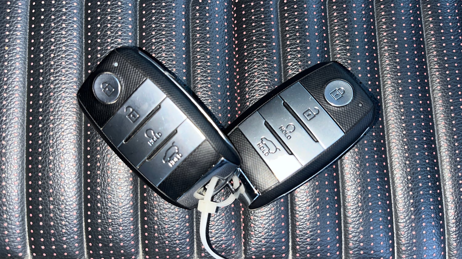 Used 2023 Kia Sonet GTX Plus 1.5 AT Diesel Automatic extra CAR KEY VIEW