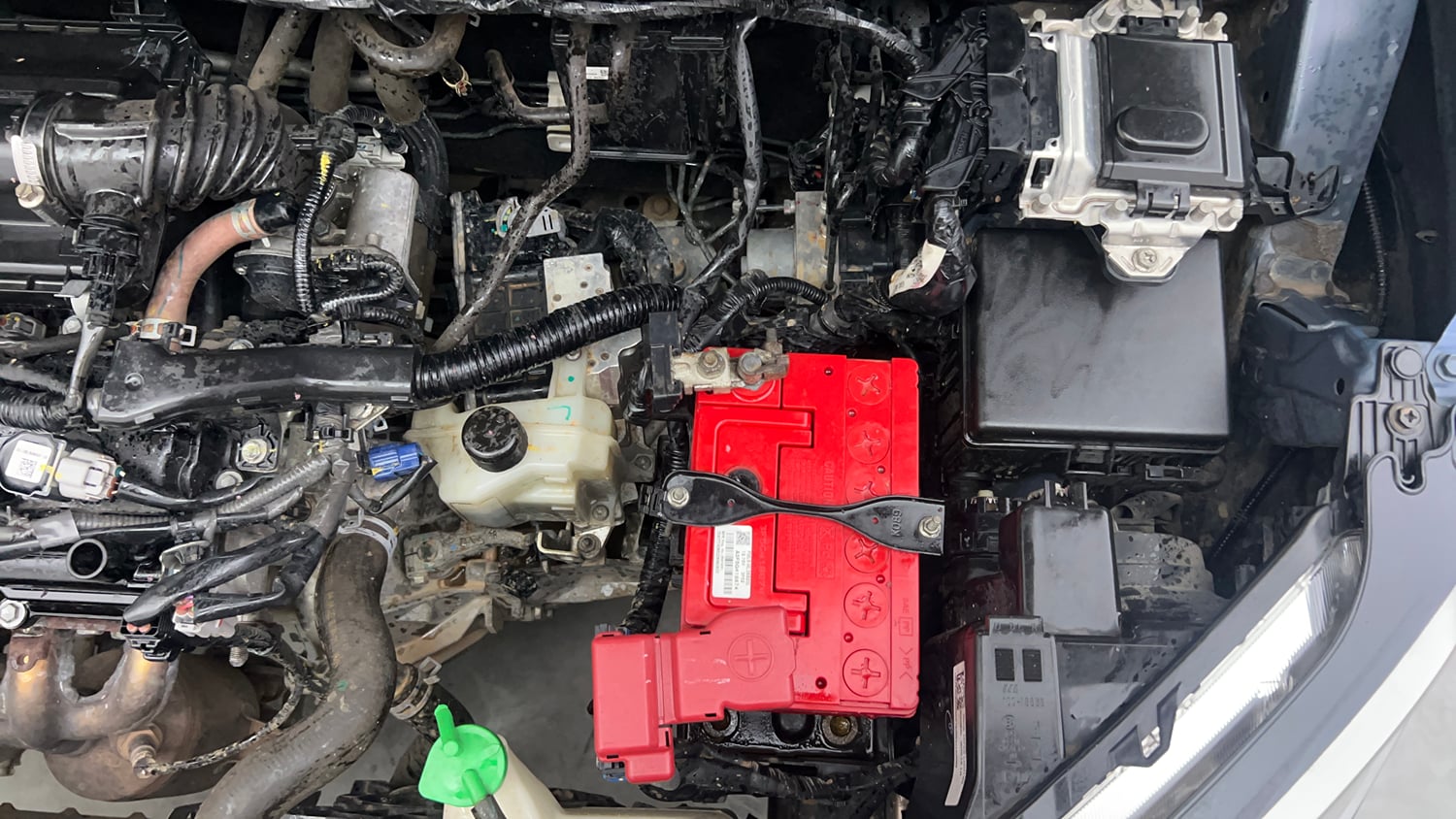 Used 2022 Maruti Suzuki Ignis Zeta 1.2 AMT Petrol Automatic engine ENGINE LEFT SIDE VIEW