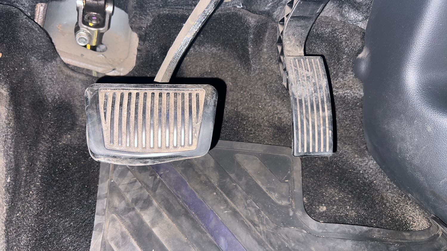 Used 2024 Hyundai Grand i10 Nios Sportz 1.2 Kappa AMT Petrol Automatic interior PEDALS VIEW