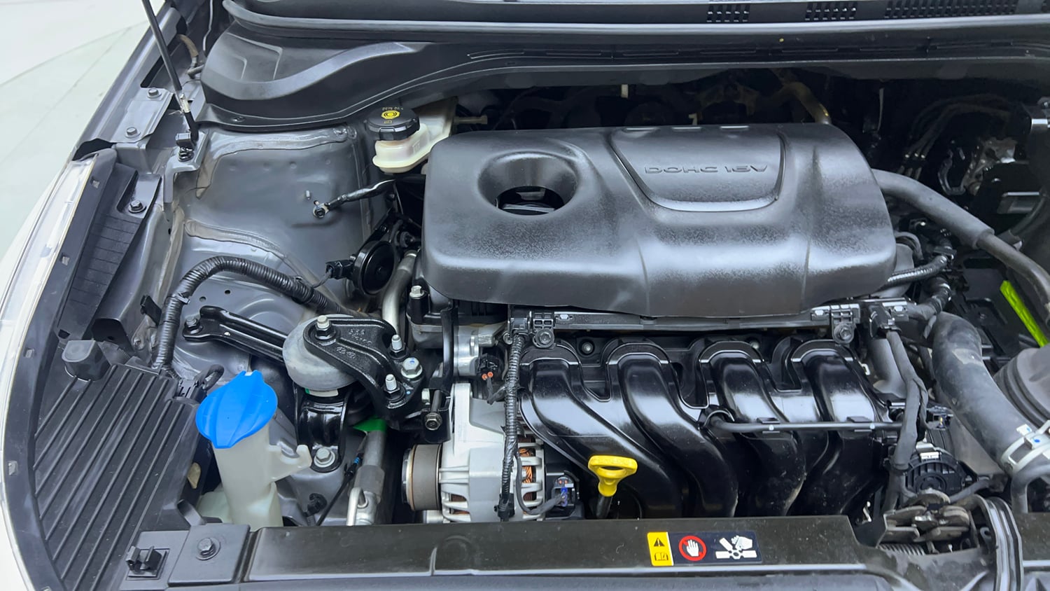 Used 2017 Hyundai Verna SX (O) 1.6 VTVT AT Petrol Automatic engine ENGINE RIGHT SIDE VIEW