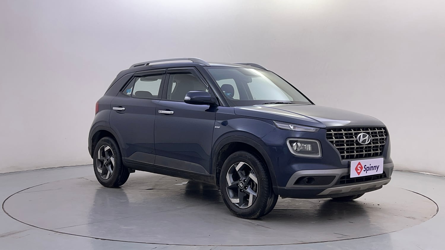 Used 2020 Hyundai Venue SX Plus 1.0 Turbo DCT Petrol Automatic exterior RIGHT FRONT CORNER VIEW