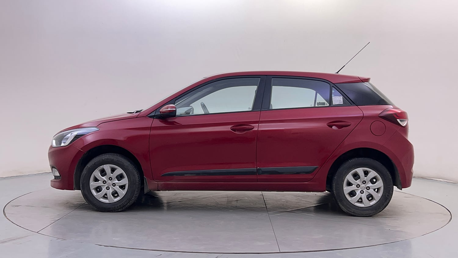 Used 2016 Hyundai Elite i20 Sportz 1.2 Petrol Manual exterior LEFT SIDE VIEW