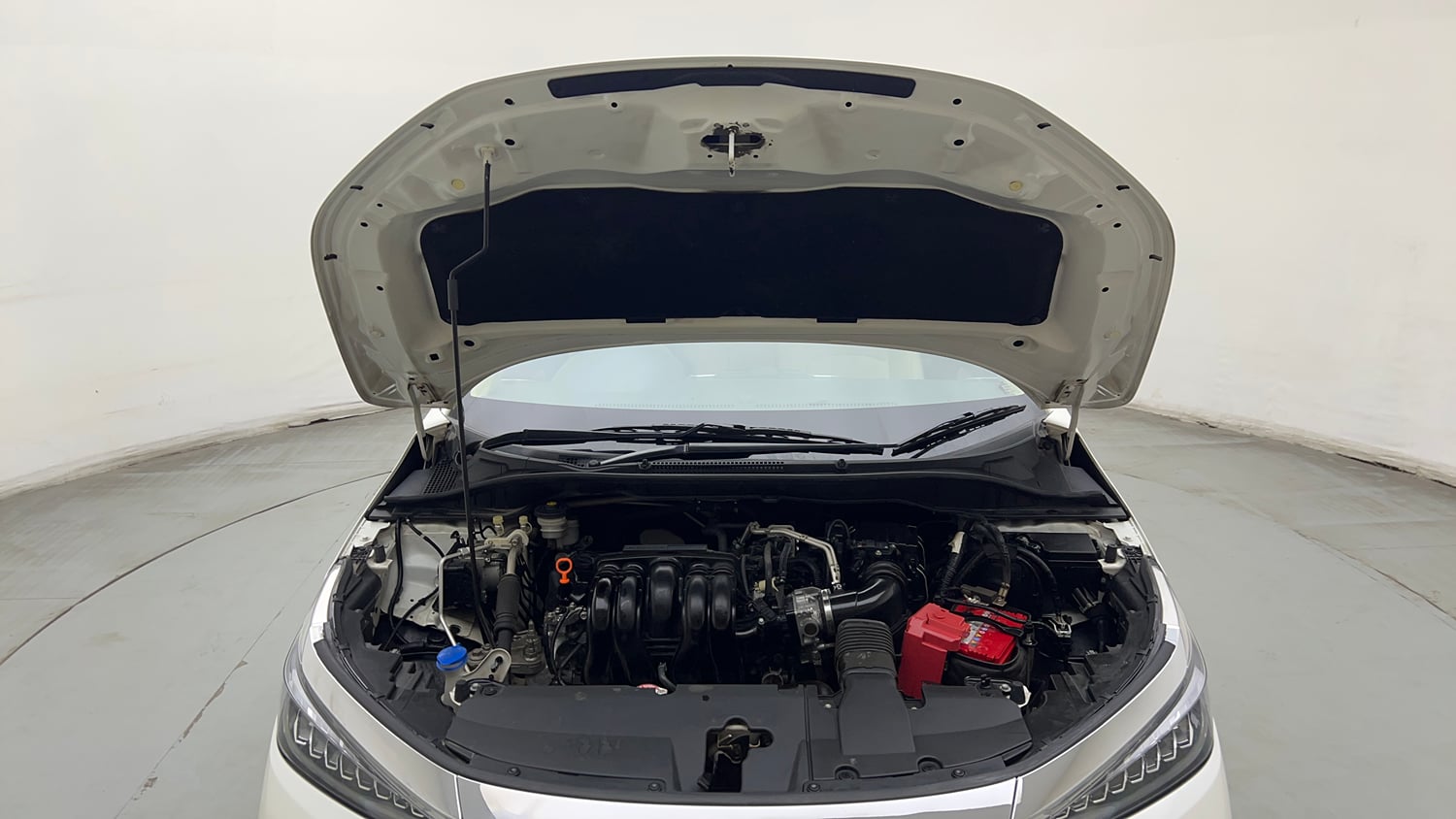 Used 2024 Honda City ZX Petrol CVT Petrol Automatic engine ENGINE & BONNET OPEN FRONT VIEW