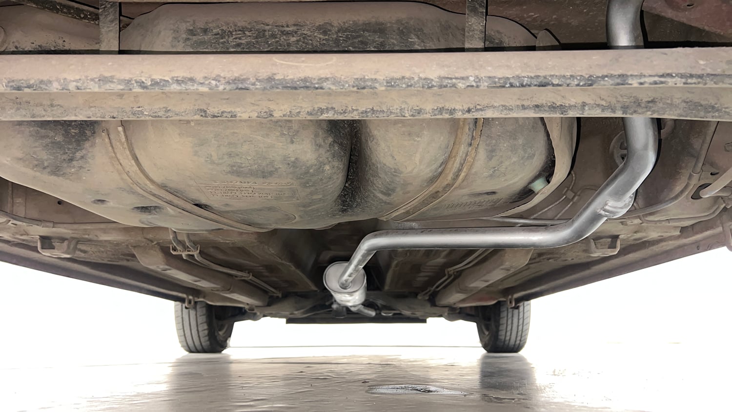 Used 2017 Maruti Suzuki Celerio ZXi AMT Petrol Automatic extra REAR UNDERBODY VIEW (TAKEN FROM REAR)