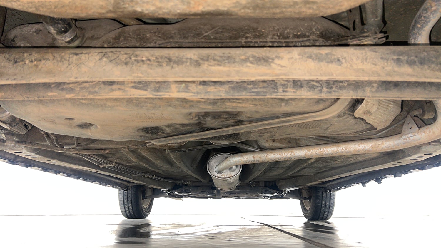 Used 2022 Maruti Suzuki Ignis Zeta 1.2 AMT Petrol Automatic extra REAR UNDERBODY VIEW (TAKEN FROM REAR)