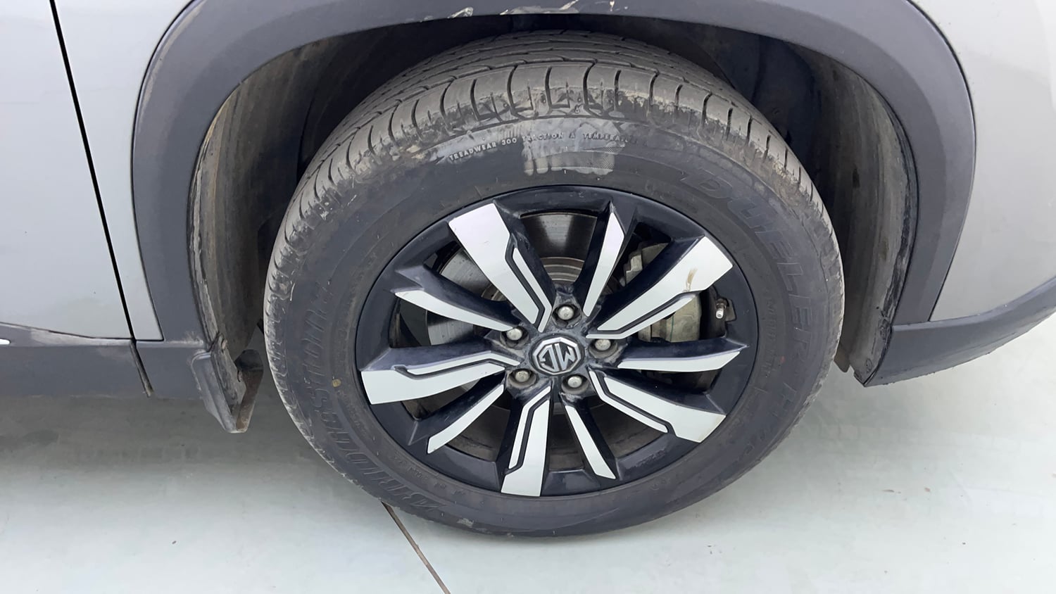Used 2019 MG Motors Hector Sharp 2.0 Diesel Diesel Manual tyres RIGHT FRONT TYRE RIM VIEW