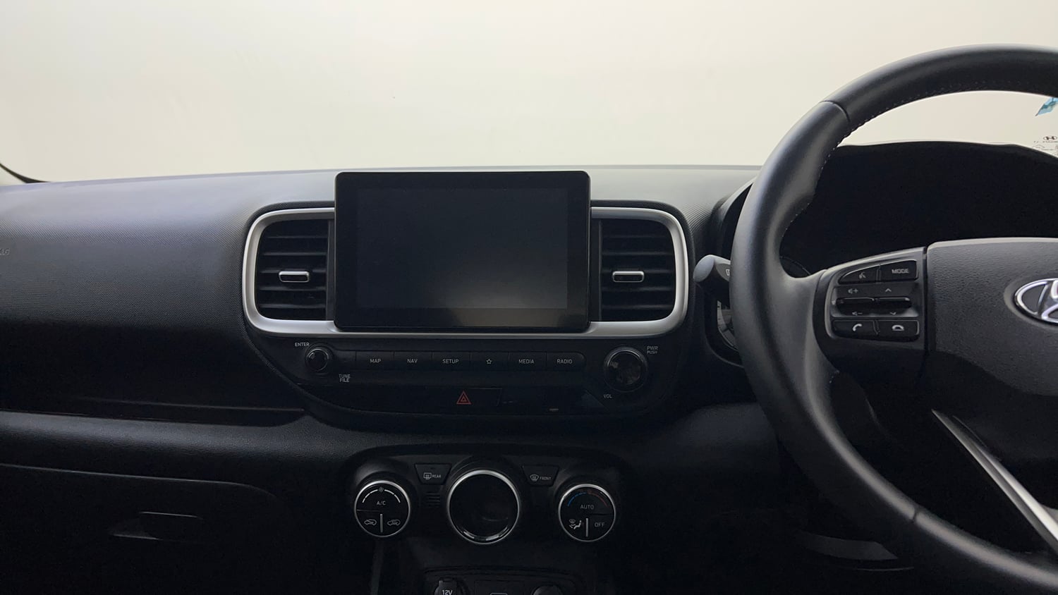 Used 2020 Hyundai Venue SX Plus 1.0 Turbo DCT Petrol Automatic interior MUSIC SYSTEM & AC CONTROL VIEW