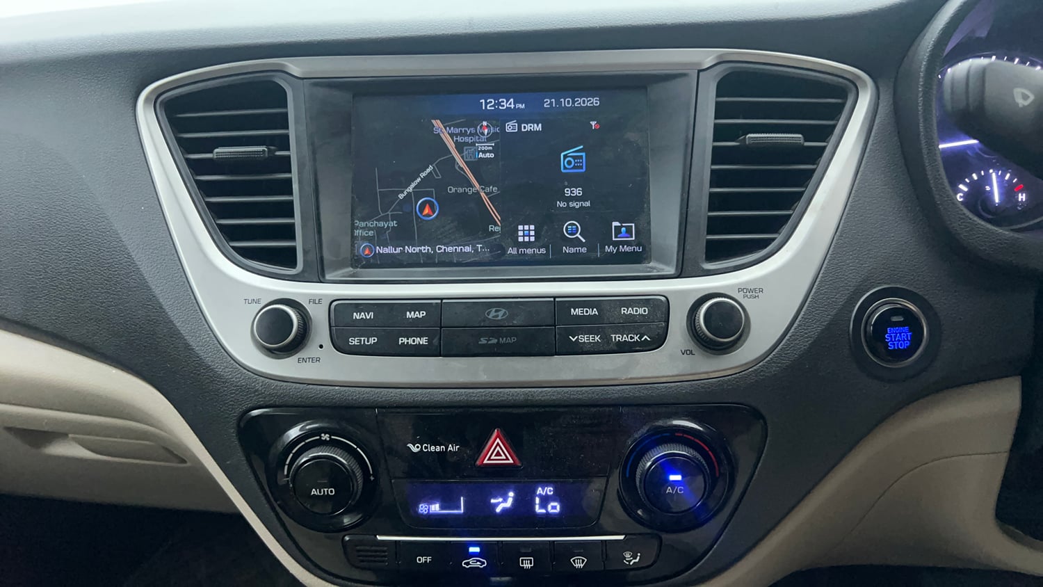 Used 2018 Hyundai Verna SX (O) 1.6 VTVT AT Petrol Automatic interior MUSIC SYSTEM & AC CONTROL VIEW