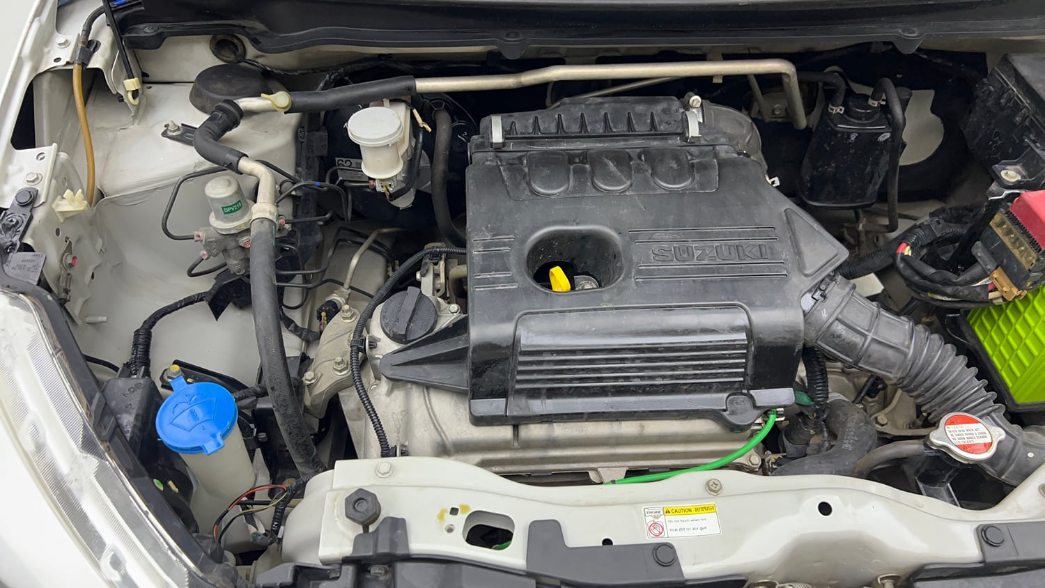 Used 2017 Maruti Suzuki Celerio ZXi Petrol Manual engine ENGINE RIGHT SIDE VIEW