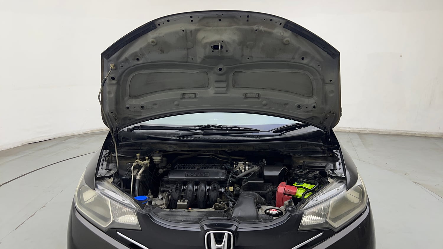 Used 2016 Honda Jazz V AT Petrol Petrol Automatic engine ENGINE & BONNET OPEN FRONT VIEW