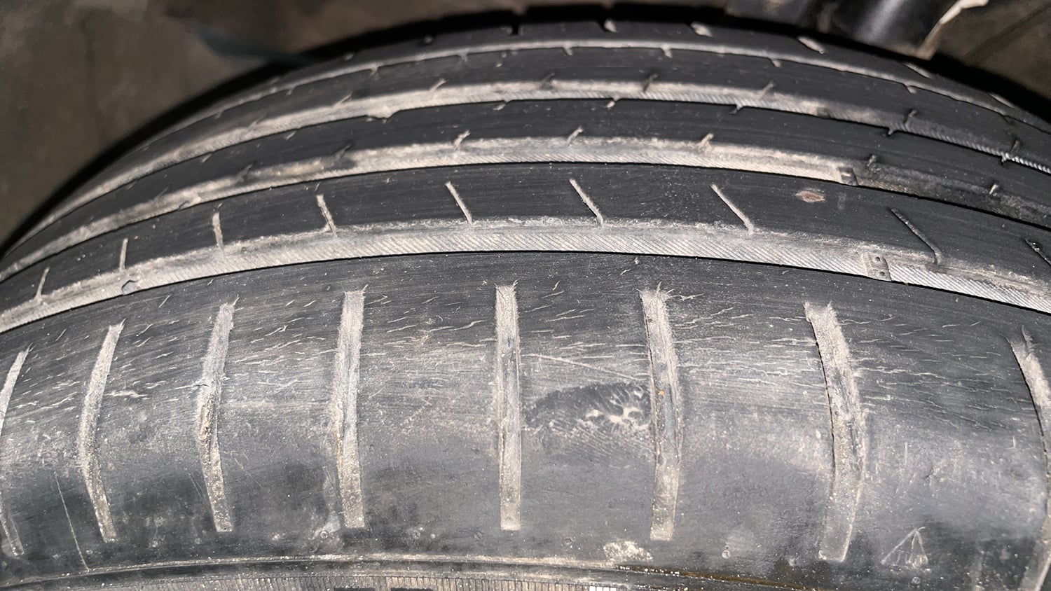 Used 2019 Maruti Suzuki Baleno Zeta 1.2 Petrol Manual tyres LEFT FRONT TYRE TREAD VIEW
