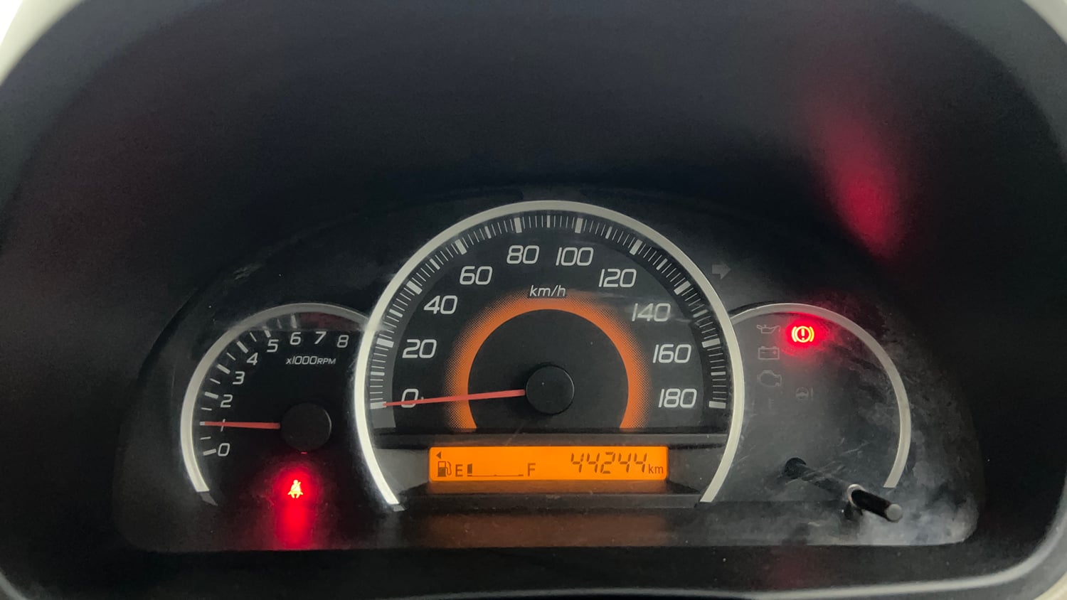 Used 2013 Maruti Suzuki Wagon R VXI Petrol Manual interior CLUSTERMETER VIEW