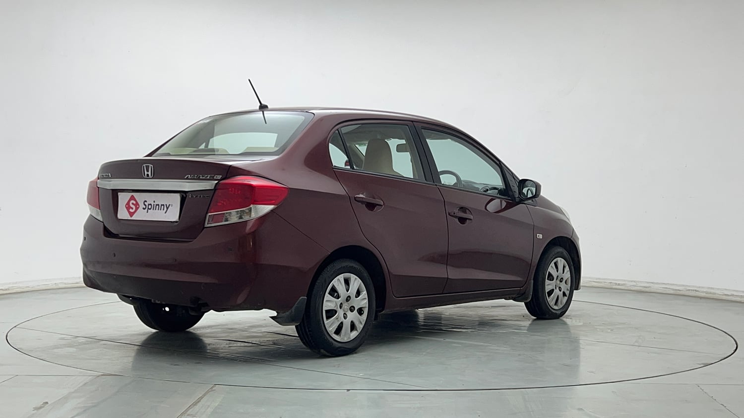 Used 2014 Honda Amaze 1.2 SX i-VTEC Petrol Manual exterior RIGHT REAR CORNER VIEW