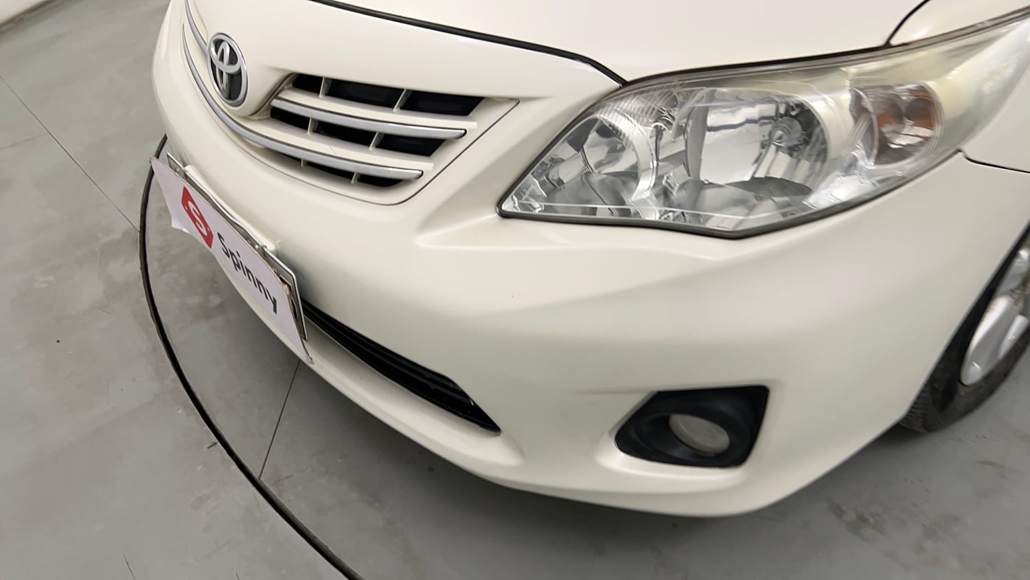 Used 2013 Toyota Corolla Altis 1.8 G Petrol Manual dents MINOR SCRATCH