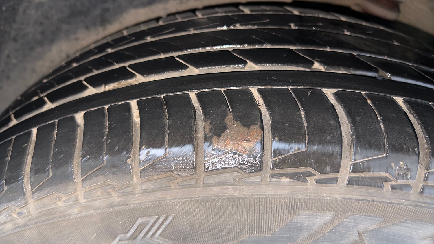 Used 2024 Kia Seltos X Line 1.5 Turbo Petrol DCT Petrol Automatic tyres LEFT REAR TYRE TREAD VIEW