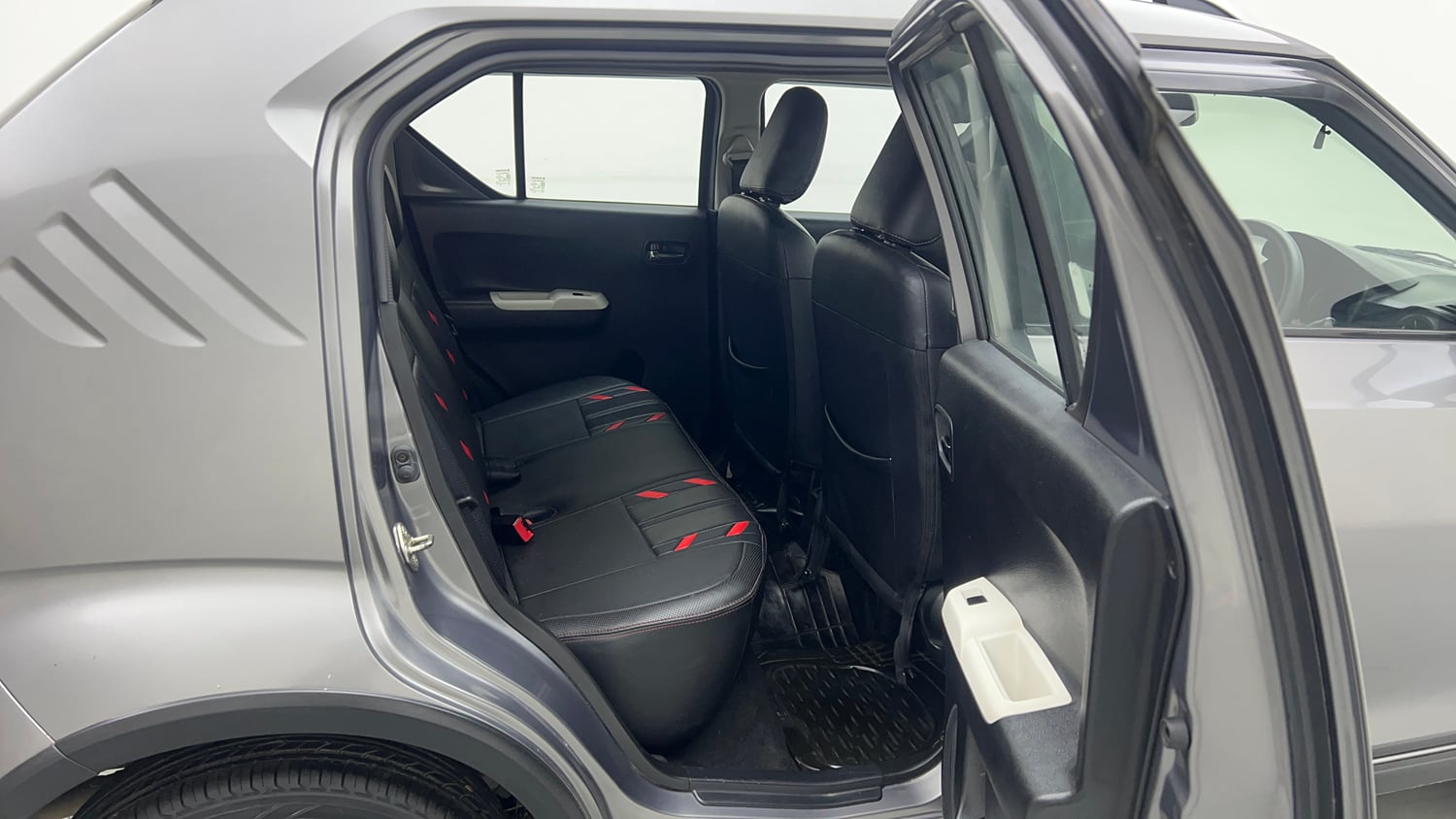 Used 2020 Maruti Suzuki Ignis Delta 1.2 AMT Petrol Automatic interior RIGHT SIDE REAR DOOR CABIN VIEW