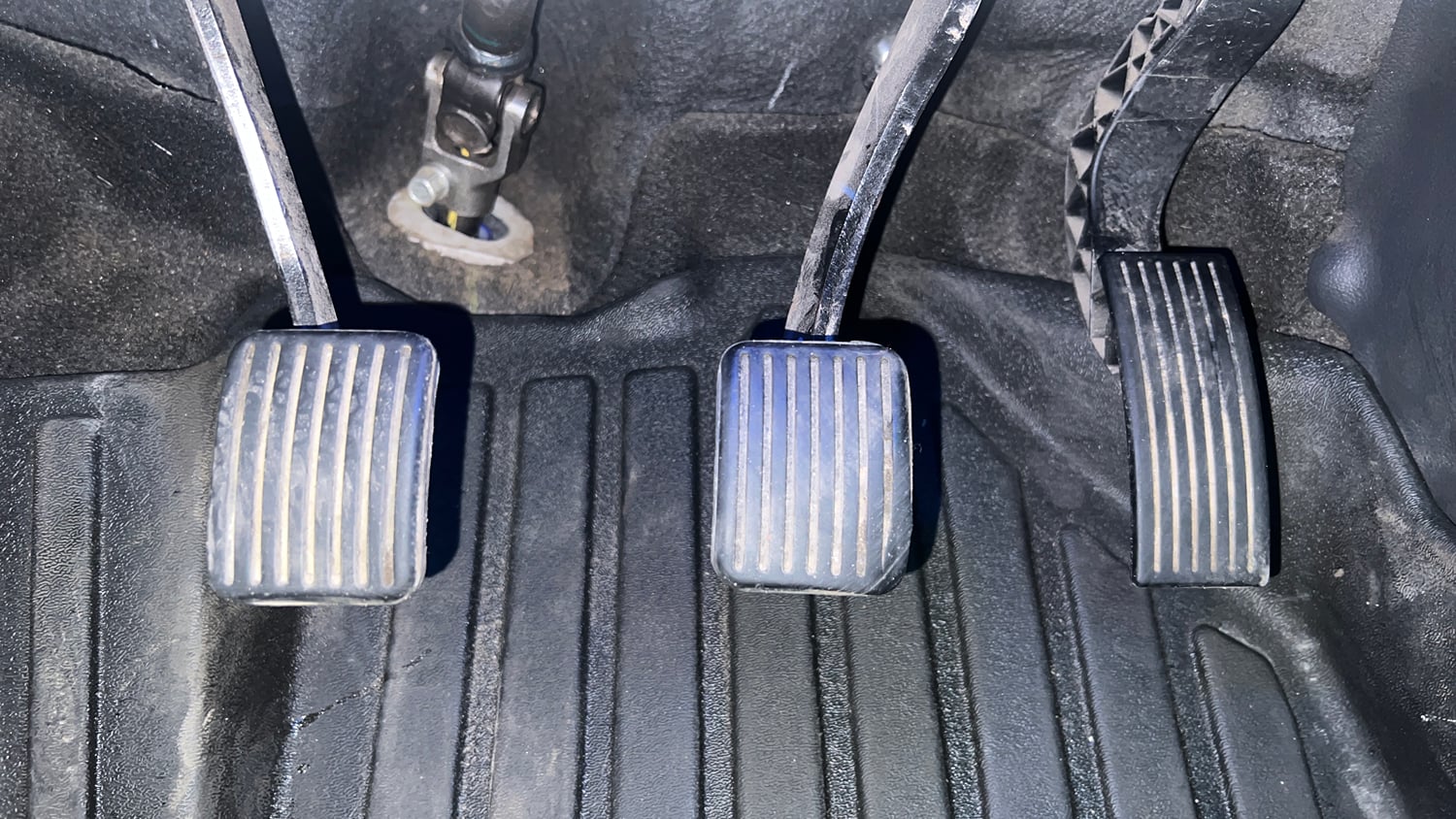 Used 2023 Hyundai Aura S 1.2 CNG Cng Manual interior PEDALS VIEW