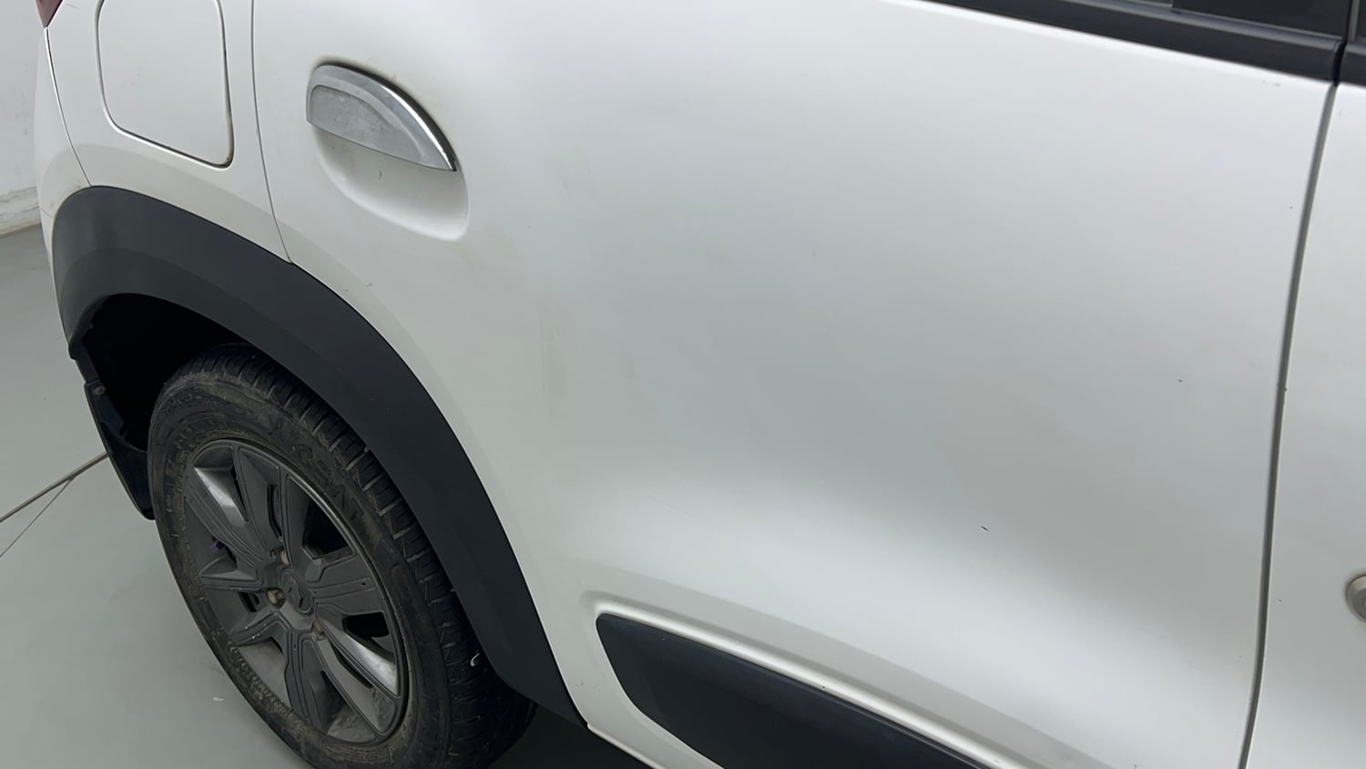 Used 2021 Renault Kwid CLIMBER 1.0 AMT Opt Petrol Automatic dents MINOR SCRATCH