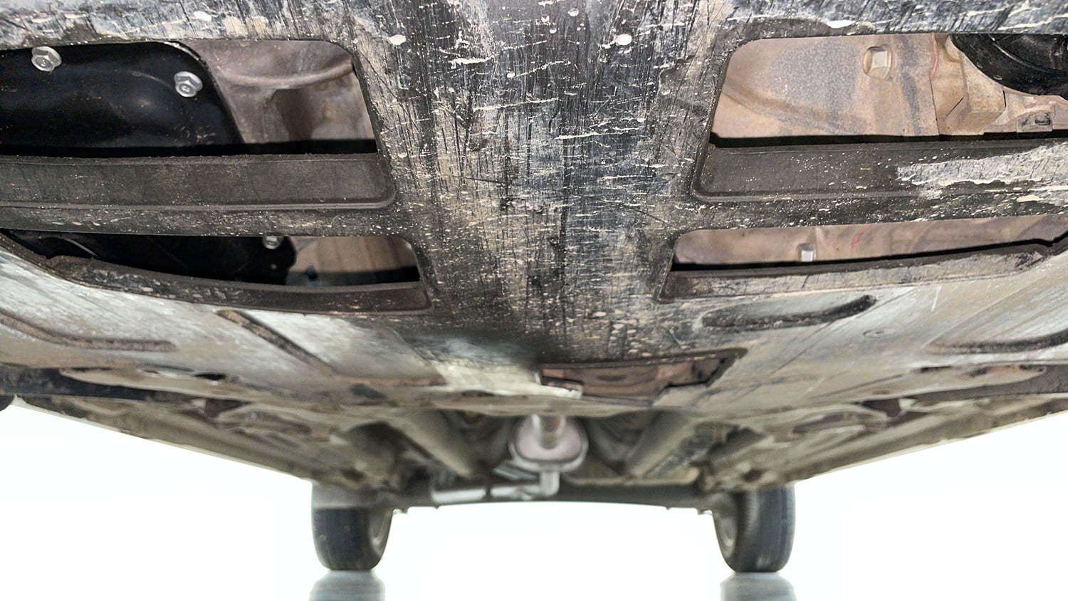 Used 2016 Hyundai Creta 1.6 SX Plus AT Petrol Petrol Automatic extra FRONT LEFT UNDERBODY VIEW